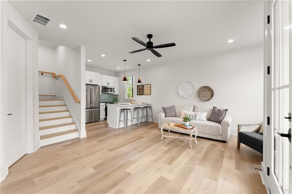 2 bedroom, 2 bathroom, 880 sq ft condominium for sale at 754 Trail View Court, Gainesville, GA 30501 — photo 8