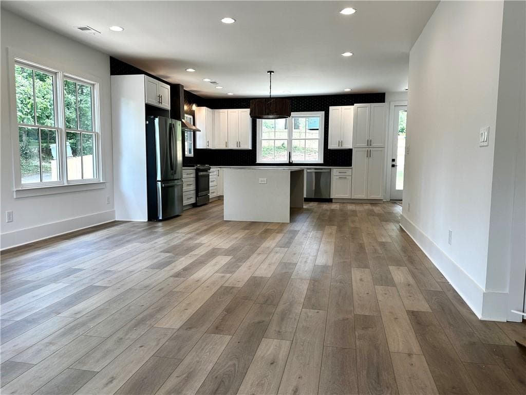 3 bedroom, 2 bathroom, 2,940 sq ft single family residence for rent at 192 Claire Drive, Atlanta, GA 30315 for $2,950 a month — photo 5