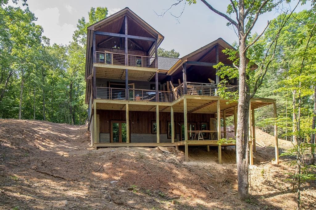 3 bedroom, 3 bathroom, 2,820 sq ft single family residence for sale at 79 Star Creek Court, Morganton, GA 30560