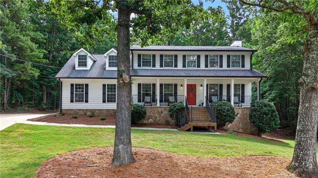 4 bedroom, 3 bathroom, 2,662 sq ft single family residence for sale at 381 Country Lake Drive, Mcdonough, GA 30252 — photo 1 of 46