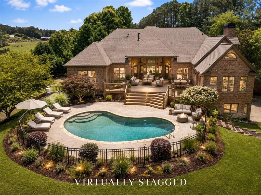 7 bedroom, 7 bathroom, 6,761 sq ft single family residence under contract at 3505 Watson Road, Cumming, GA 30028 — photo 2