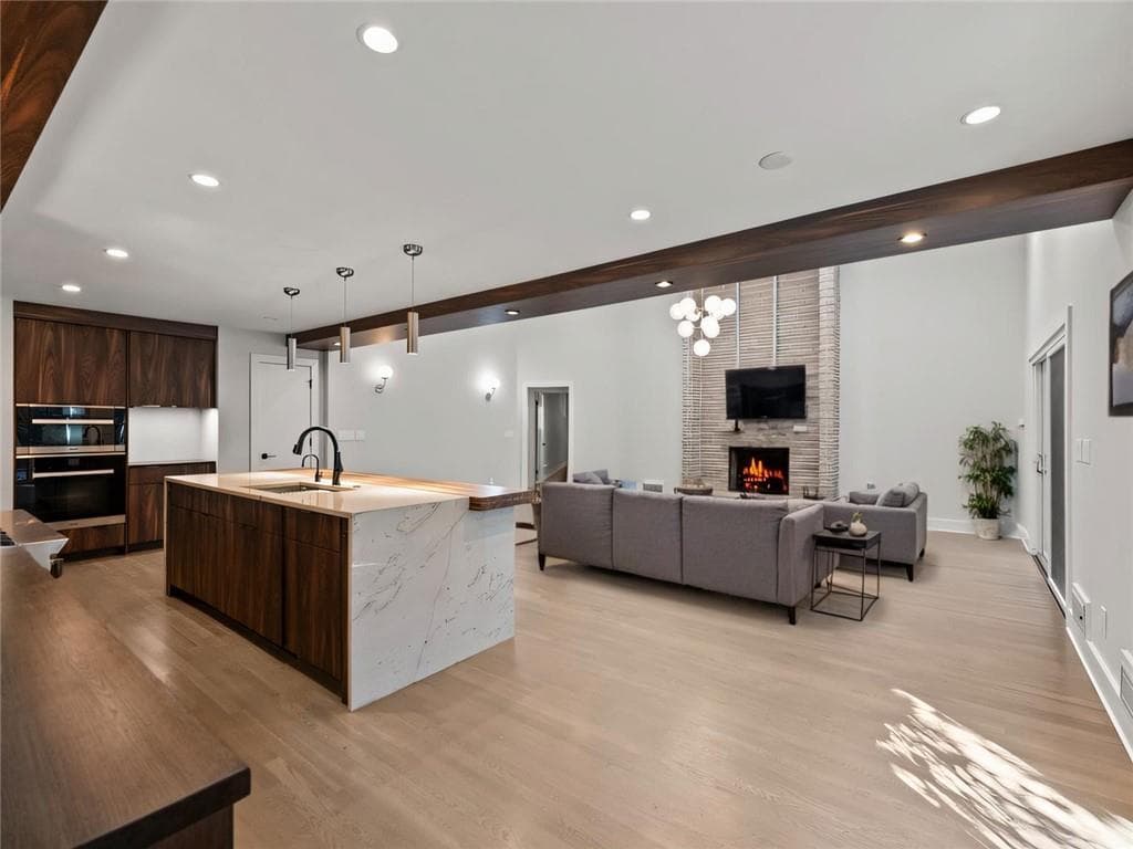 5 bedroom, 5 bathroom, 3,461 sq ft single family residence for sale at 2153 Starfire Drive, Atlanta, GA 30345 — photo 7