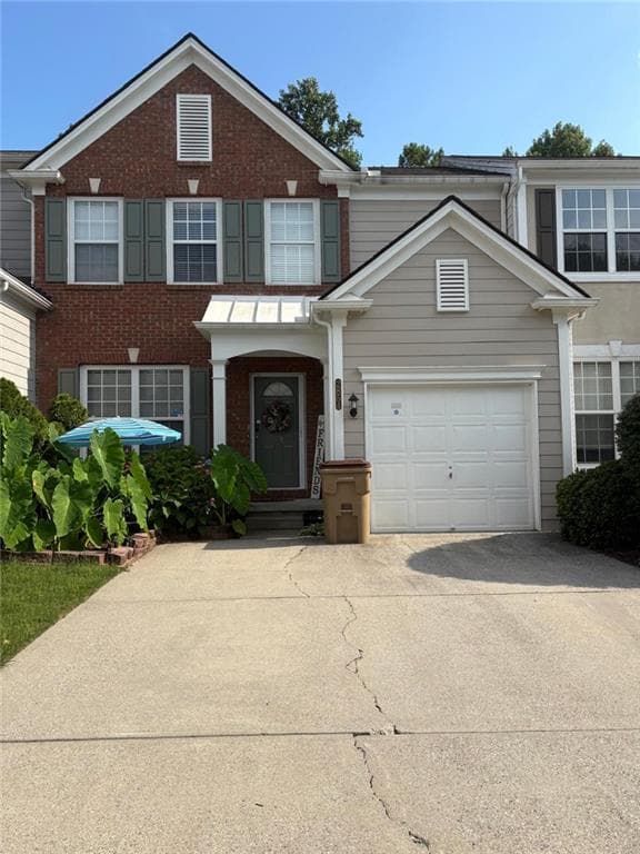 4 bedroom, 4 bathroom, 1,390 sq ft townhouse under contract at 2854 Commonwealth Circle, Alpharetta, GA 30004