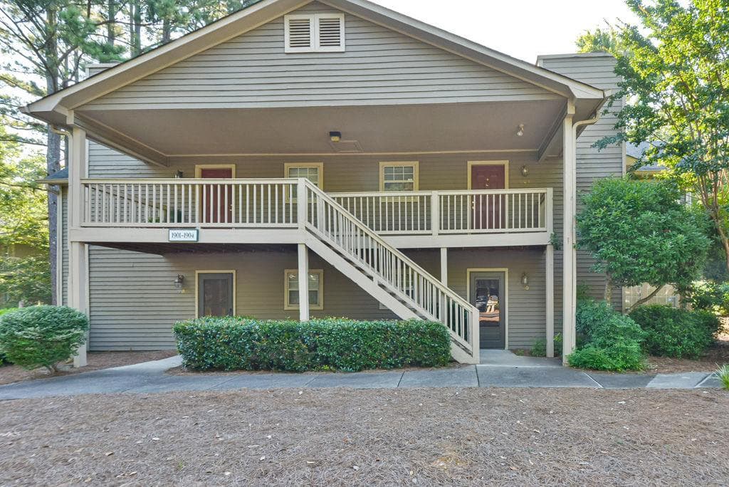 2 bedroom, 1 bathroom condominium for rent at 1904 Country Park Drive, Smyrna, GA 30080 for $1,600 a month
