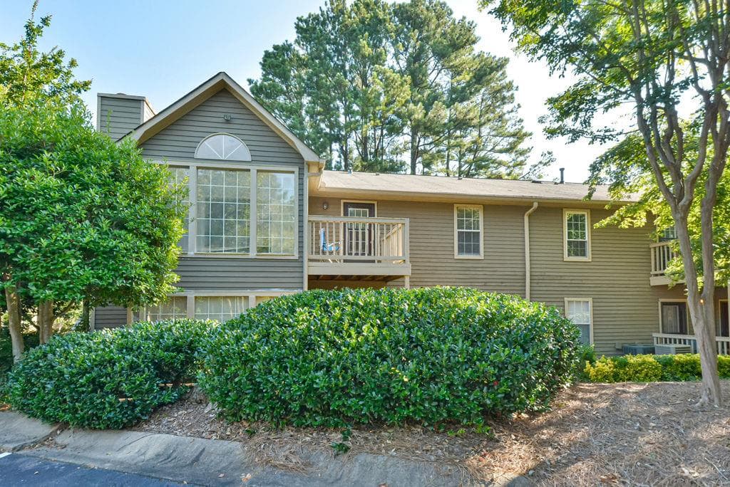 2 bedroom, 1 bathroom condominium for rent at 1904 Country Park Drive, Smyrna, GA 30080 for $1,600 a month — photo 2