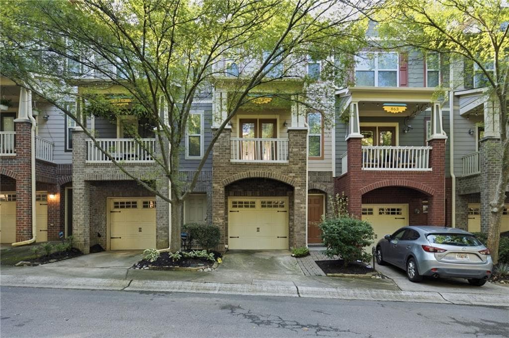 2 bedroom, 3 bathroom, 1,492 sq ft townhouse for rent at 865 Commonwealth Avenue, Atlanta, GA 30312 for $2,650 a month — photo 1 of 37