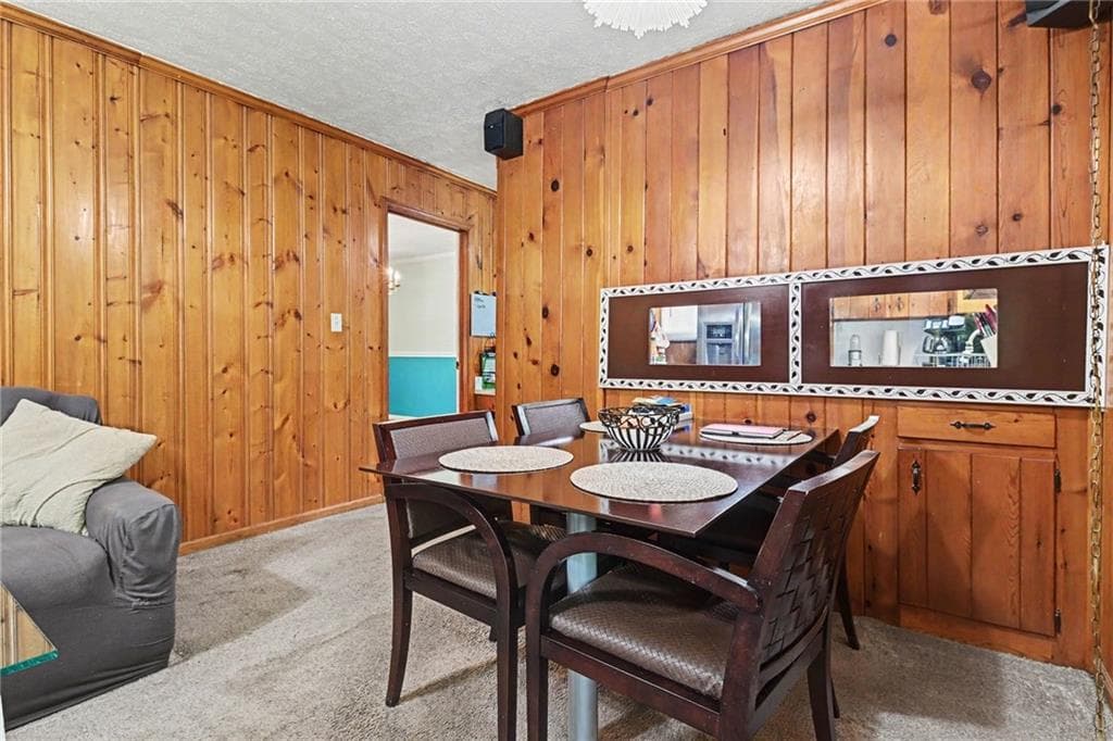 3 bedroom, 2 bathroom, 1,612 sq ft single family residence for sale at 2700 Hayden Drive, East Point, GA 30344 — photo 10