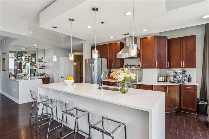 3 bedroom, 3 bathroom, 2,002 sq ft condominium for sale at 855 Peachtree Street 2013, Atlanta, GA 30308 — photo 6