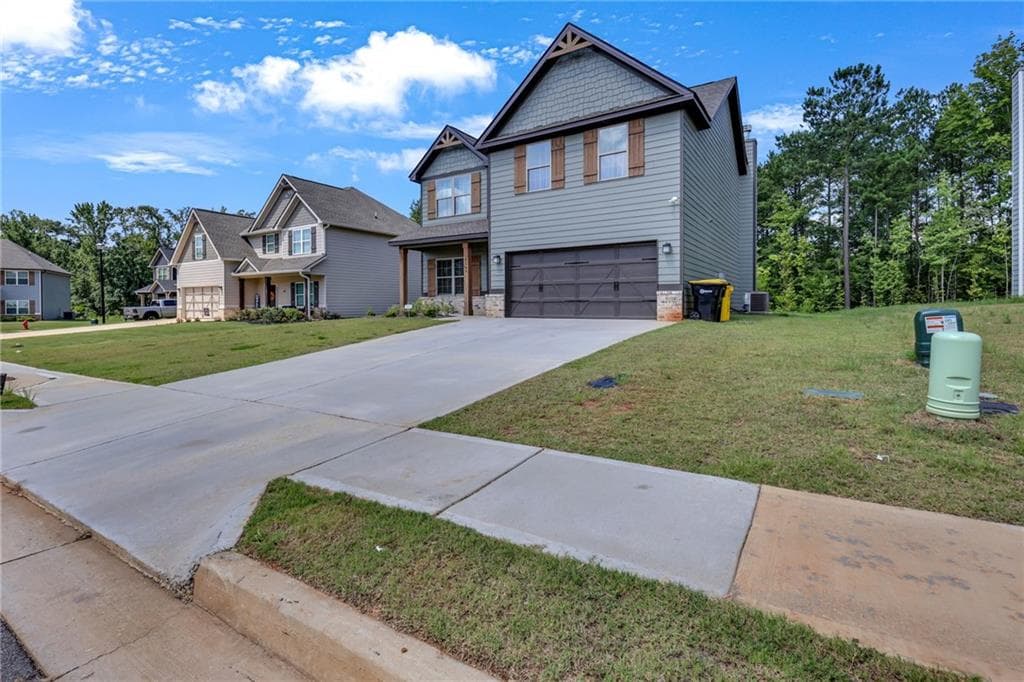 4 bedroom, 3 bathroom, 1,963 sq ft single family residence for sale at 4589 Capulet Court, Forsyth, GA 31029