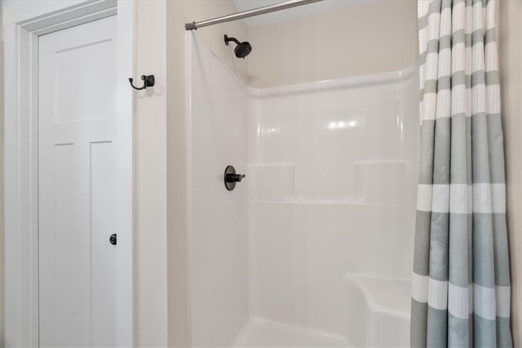 3 bedroom, 2 bathroom, 1,600 sq ft single family residence for sale at 415 W Fort Street, Chatsworth, GA 30705 — photo 9