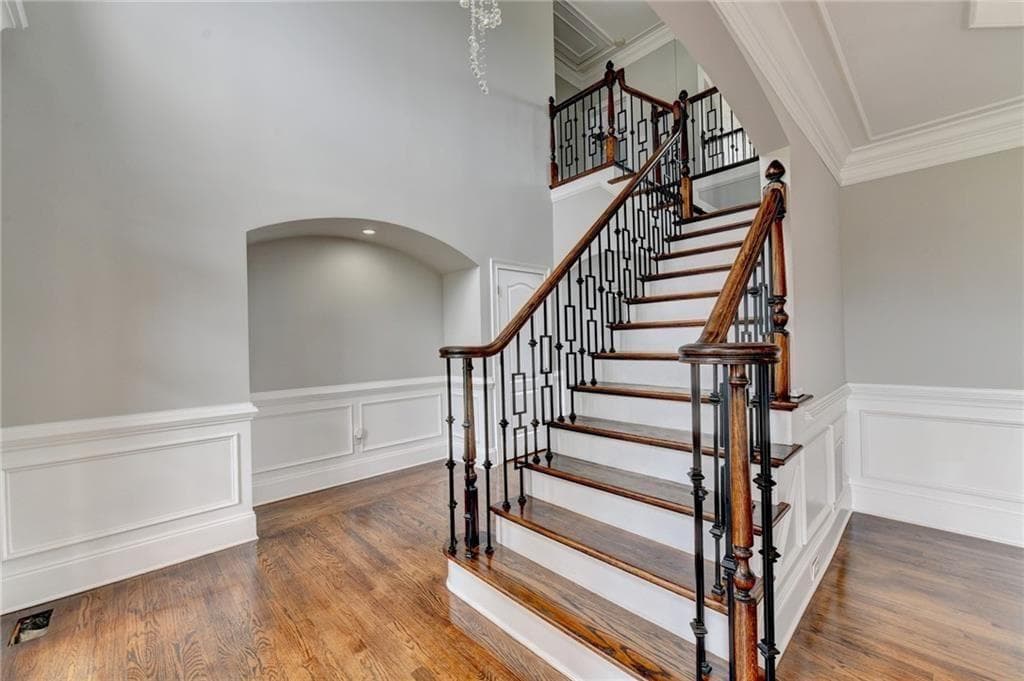 6 bedroom, 6 bathroom, 6,772 sq ft single family residence for sale at 2241 Hunters Green Drive, Lawrenceville, GA 30043 — photo 7
