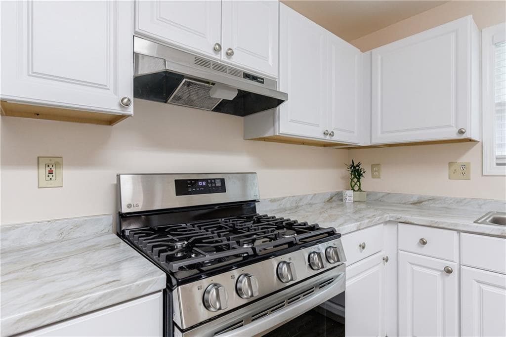 2 bedroom, 2 bathroom, 1,232 sq ft townhouse for rent at 1248 Falling Water Drive, Smyrna, GA 30080 for $1,895 a month — photo 5