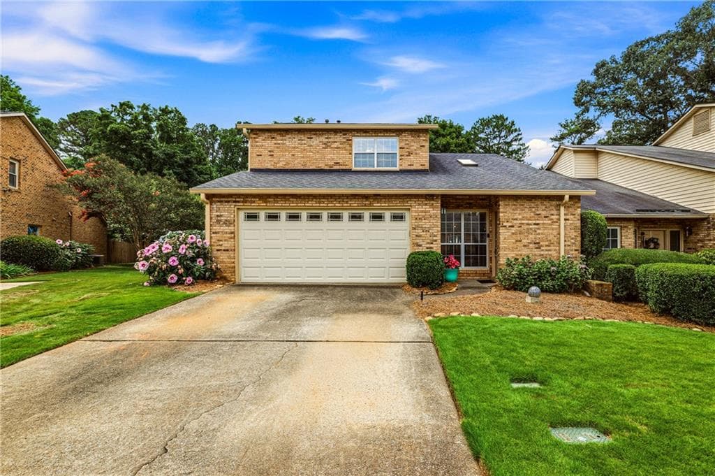 4 bedroom, 3 bathroom, 2,514 sq ft townhouse sold at 4132 Fawn Court, Marietta, GA 30068