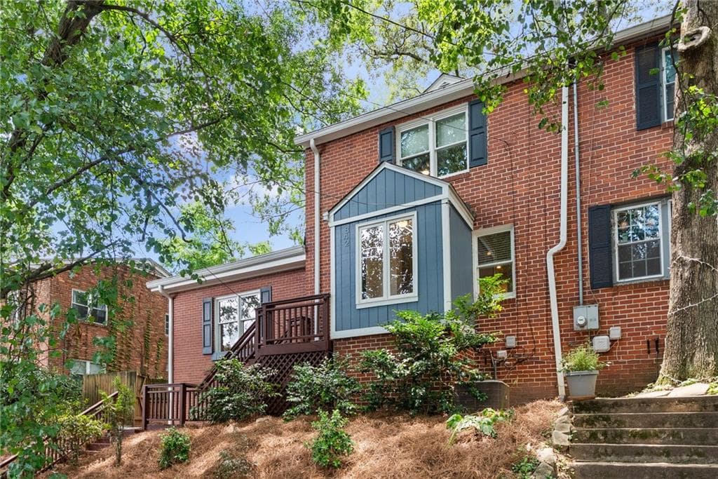 3 bedroom, 2 bathroom, 1,238 sq ft townhouse under contract at 842 Argonne Avenue, Atlanta, GA 30308 — photo 2
