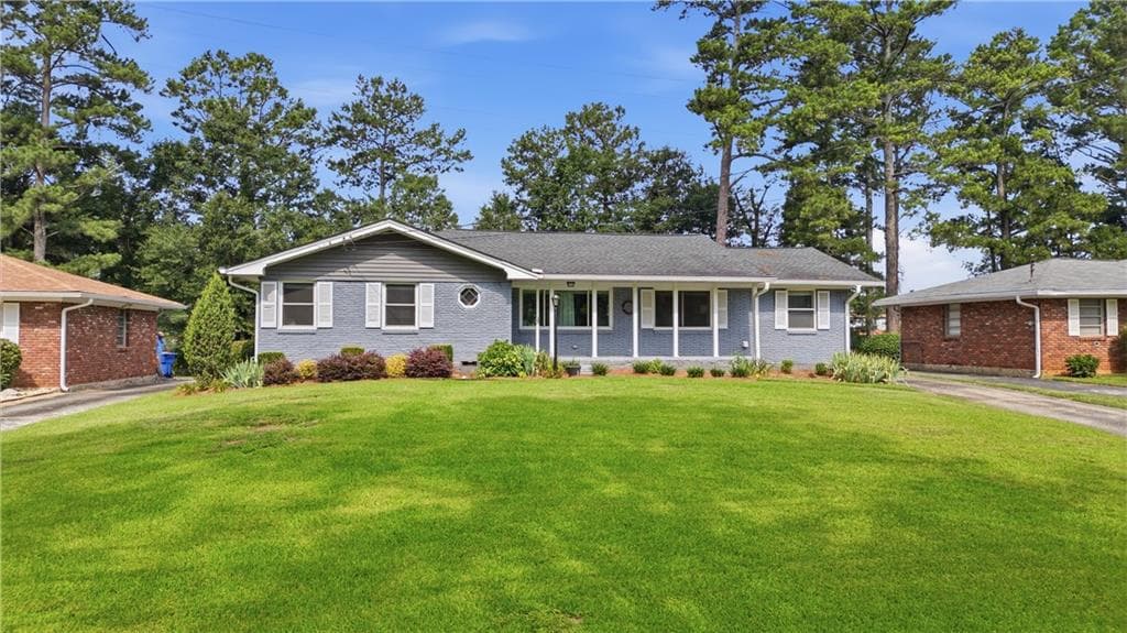 3 bedroom, 2 bathroom, 1,950 sq ft single family residence under contract at 1891 Shepherd Circle, Atlanta, GA 30311