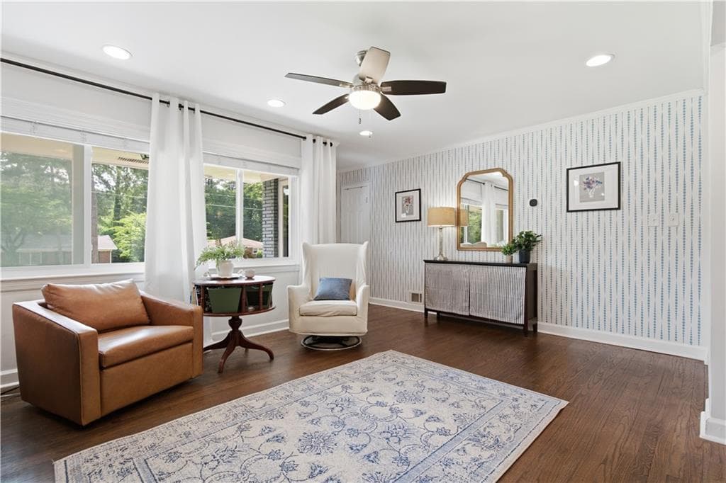 3 bedroom, 2 bathroom, 1,950 sq ft single family residence under contract at 1891 Shepherd Circle, Atlanta, GA 30311 — photo 10
