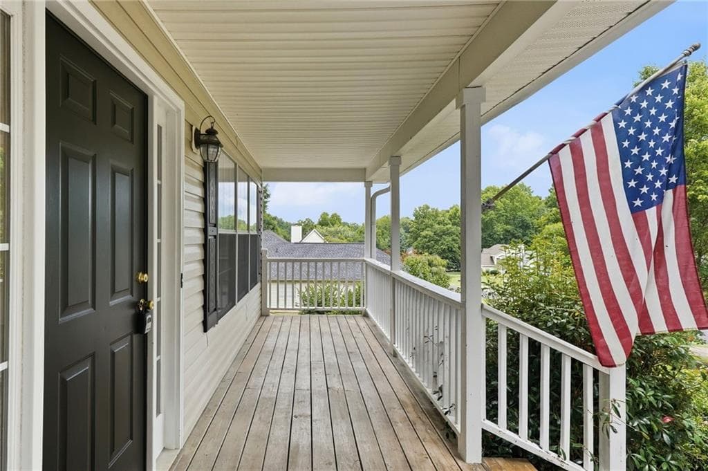 3 bedroom, 2 bathroom, 1,734 sq ft single family residence for sale at 5295 Harris Creek Drive, Cumming, GA 30040 — photo 5