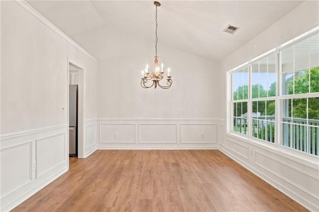 3 bedroom, 2 bathroom, 1,734 sq ft single family residence for sale at 5295 Harris Creek Drive, Cumming, GA 30040 — photo 7