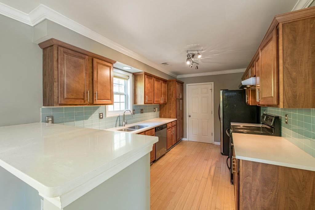 3 bedroom, 3 bathroom, 1,336 sq ft single family residence for rent at 2696 Silver Hill Terrace, Atlanta, GA 30316 for $1,995 a month — photo 5