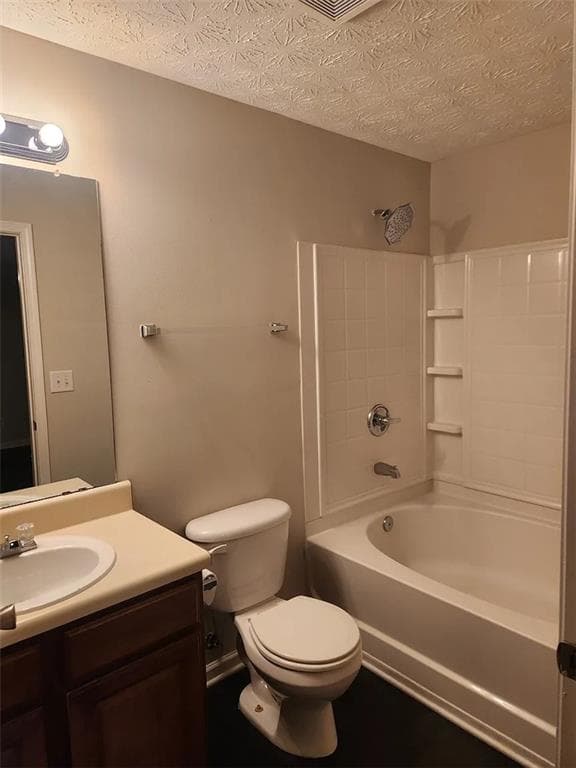 3 bedroom, 2 bathroom, 1,232 sq ft condominium for sale at 1303 Fairington Club Drive, Lithonia, GA 30038 — photo 9