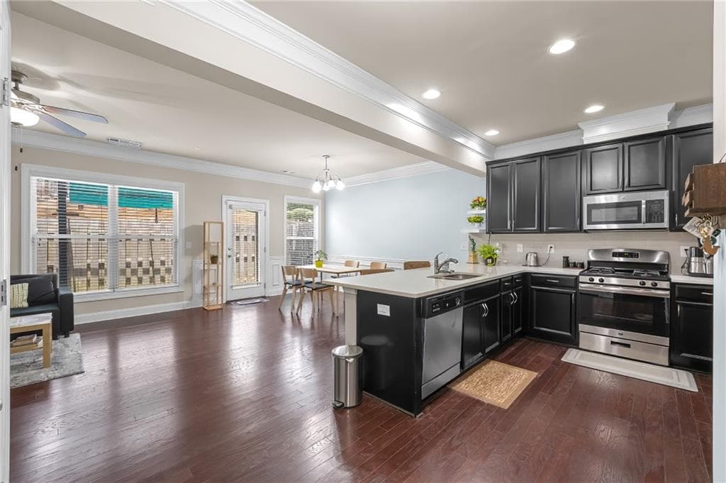 4 bedroom, 3 bathroom, 1,776 sq ft townhouse for sale at 2573 Parkwood Cove Drive, Atlanta, GA 30340 — photo 5