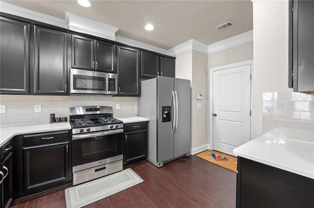 4 bedroom, 3 bathroom, 1,776 sq ft townhouse for sale at 2573 Parkwood Cove Drive, Atlanta, GA 30340 — photo 9