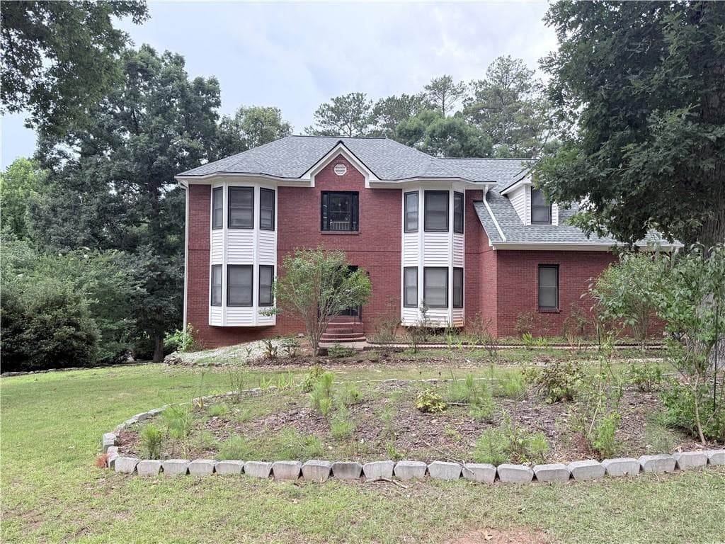 5 bedroom, 4 bathroom, 2,845 sq ft single family residence for sale at 3715 Millers Pond Way, Snellville, GA 30039