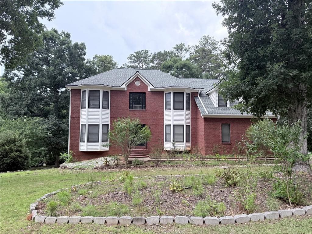 5 bedroom, 4 bathroom, 2,845 sq ft single family residence for sale at 3715 Millers Pond Way, Snellville, GA 30039 — photo 2