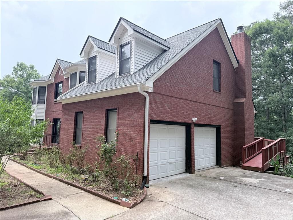 5 bedroom, 4 bathroom, 2,845 sq ft single family residence for sale at 3715 Millers Pond Way, Snellville, GA 30039 — photo 4