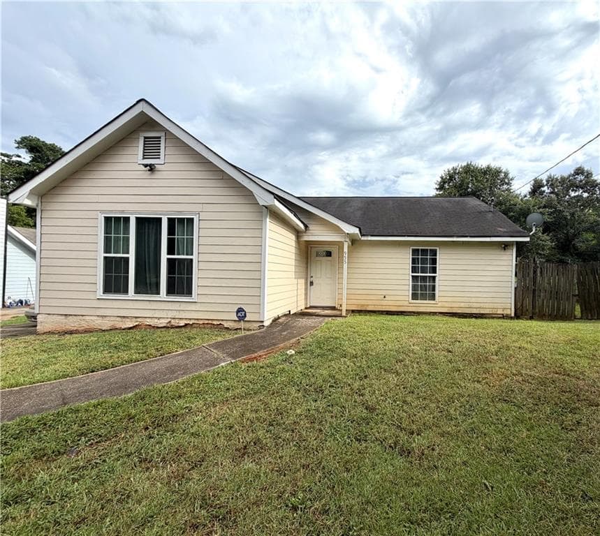 3 bedroom, 2 bathroom, 1,550 sq ft single family residence sold at 955 Pinecrest Drive, Forest Park, GA 30297