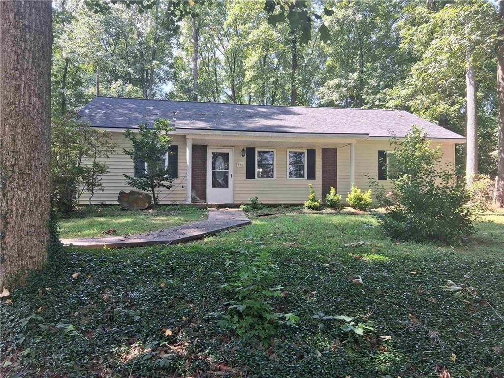 3 bedroom, 2 bathroom, 1,476 sq ft single family residence for sale at 134 Old Draketown Pass, Temple, GA 30179 — photo 1 of 20