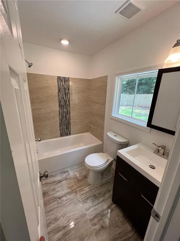 3 bedroom, 2 bathroom, 1,061 sq ft single family residence for sale at 6066 Creekford Drive, Lithonia, GA 30058 — photo 2