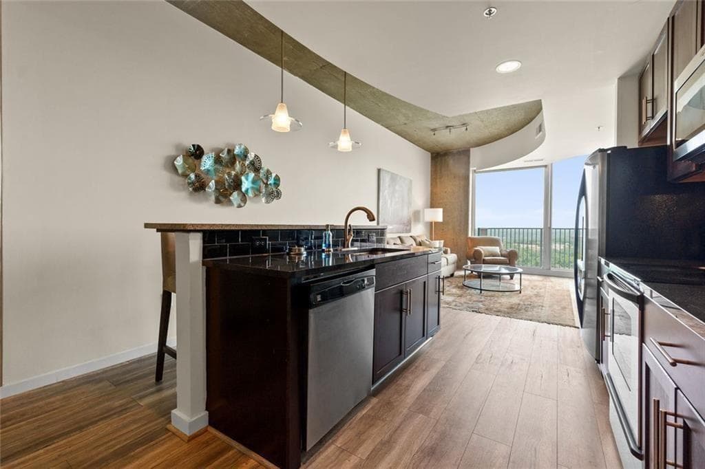 1 bedroom, 1 bathroom, 796 sq ft condominium for sale at 361 17th Street 2120, Atlanta, GA 30363