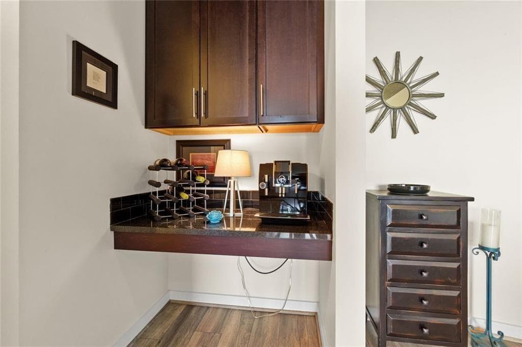 1 bedroom, 1 bathroom, 796 sq ft condominium for sale at 361 17th Street 2120, Atlanta, GA 30363 — photo 2