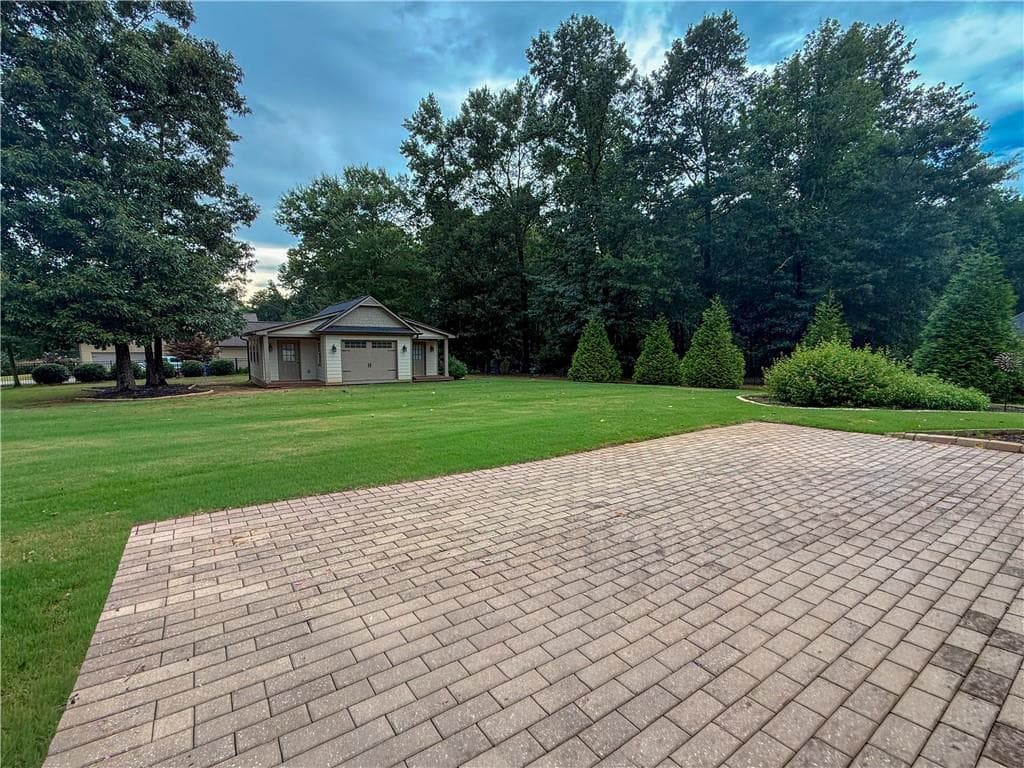 4 bedroom, 3 bathroom, 2,561 sq ft single family residence for sale at 4662 Whitlow Ridge Drive, Bishop, GA 30621 — photo 8