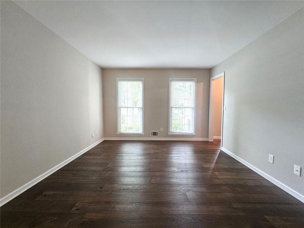 4 bedroom, 3 bathroom, 2,029 sq ft single family residence for rent at 290 Oakmere Drive, Alpharetta, GA 30009 for $3,995 a month — photo 9