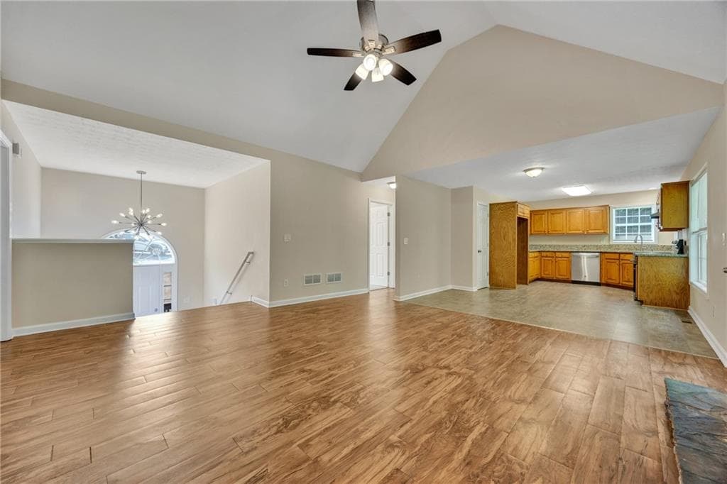 5 bedroom, 3 bathroom, 1,933 sq ft single family residence for sale at 175 River North Court, Covington, GA 30016 — photo 4