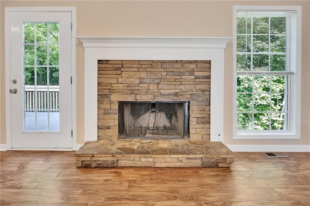 5 bedroom, 3 bathroom, 1,933 sq ft single family residence for sale at 175 River North Court, Covington, GA 30016 — photo 7