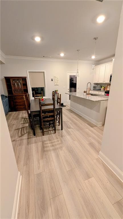 5 bedroom, 3 bathroom, 2,274 sq ft single family residence for sale at 5927 Belafonte Walk, Gainesville, GA 30506 — photo 8