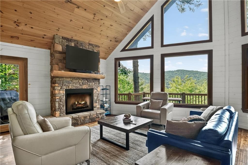 4 bedroom, 4 bathroom, 2,784 sq ft single family residence for sale at 255 Indian Ridge Road, Epworth, GA 30541 — photo 5