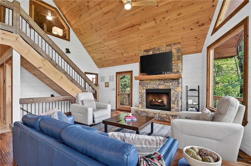 4 bedroom, 4 bathroom, 2,784 sq ft single family residence for sale at 255 Indian Ridge Road, Epworth, GA 30541 — photo 6