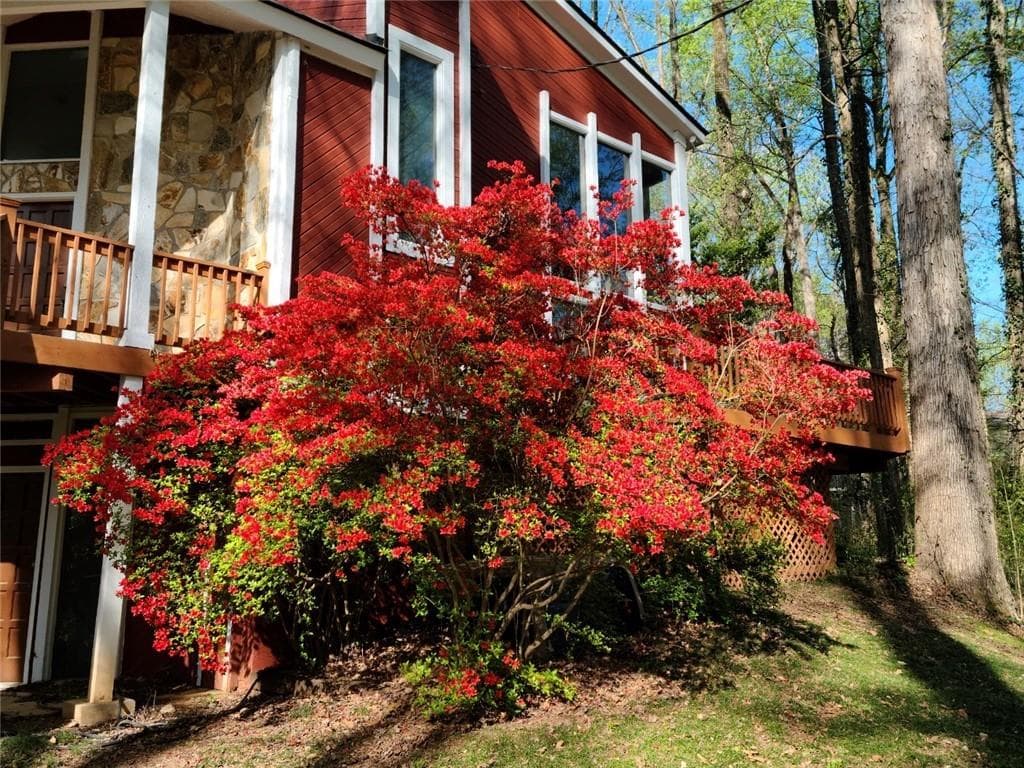 3 bedroom, 2 bathroom, 2,175 sq ft single family residence for sale at 86 Bailey Drive, Lilburn, GA 30047 — photo 3