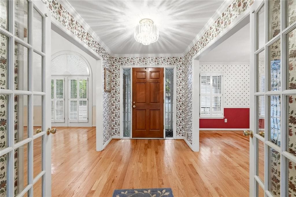 6 bedroom, 5 bathroom, 6,890 sq ft single family residence for sale at 6170 Six Mile Cove Road, Cumming, GA 30041 — photo 4