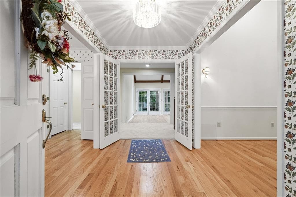 6 bedroom, 5 bathroom, 6,890 sq ft single family residence for sale at 6170 Six Mile Cove Road, Cumming, GA 30041 — photo 5