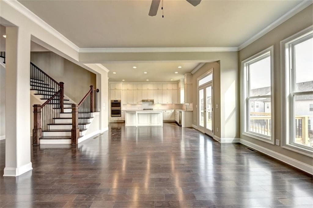 5 bedroom, 4 bathroom, 4,241 sq ft single family residence for sale at 10050 Ruppel Lane, Johns Creek, GA 30005 — photo 10