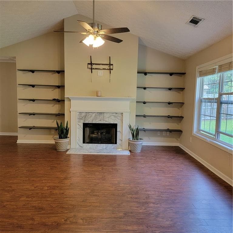3 bedroom, 3 bathroom, 1,669 sq ft single family residence for rent at 5219 Leecroft Drive, Buford, GA 30518 for $2,395 a month — photo 4