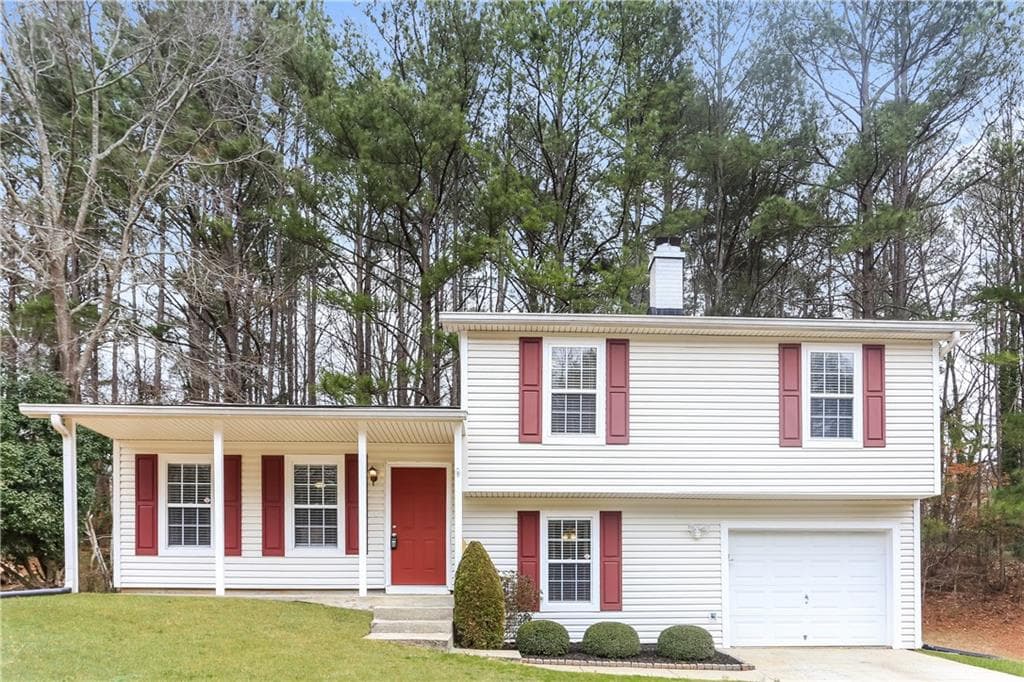3 bedroom, 2 bathroom, 1,344 sq ft single family residence for rent at 4981 Galbraith Circle, Stone Mountain, GA 30088 for $1,690 a month — photo 1 of 15