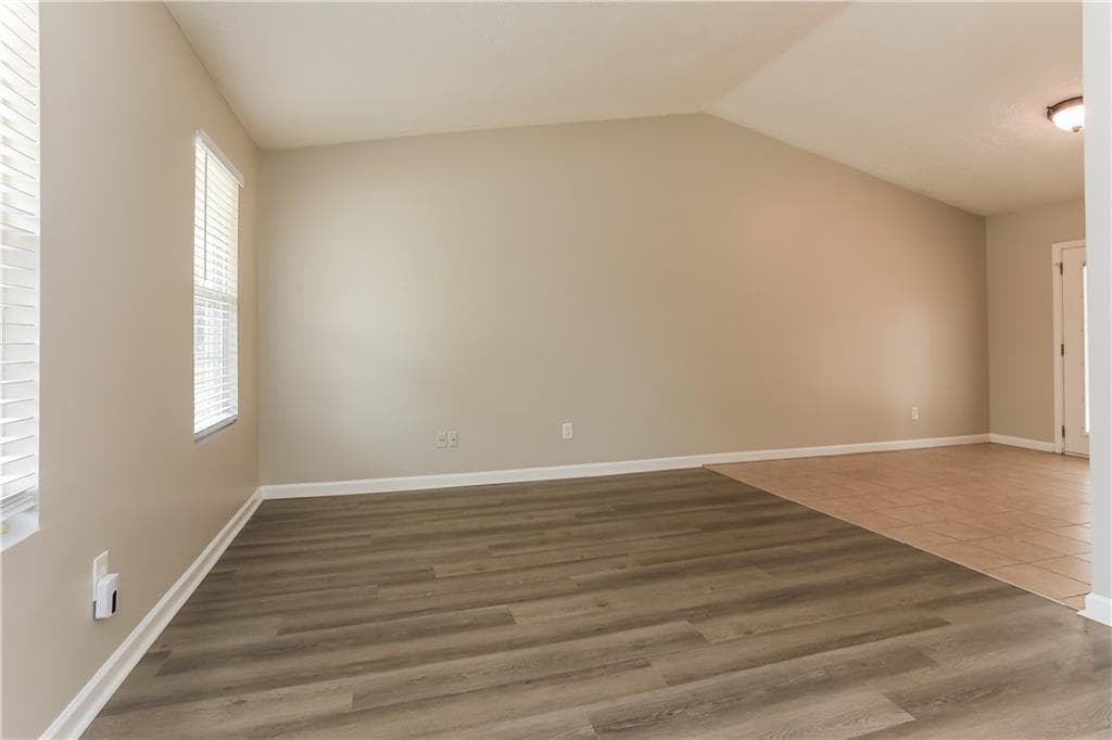 3 bedroom, 2 bathroom, 1,344 sq ft single family residence for rent at 4981 Galbraith Circle, Stone Mountain, GA 30088 for $1,690 a month — photo 9