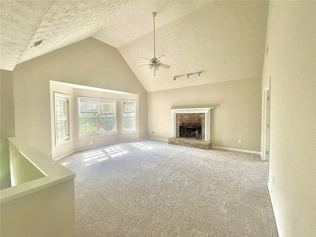 3 bedroom, 2 bathroom, 2,340 sq ft single family residence for sale at 3095 Oak Grove Road, Loganville, GA 30052 — photo 5