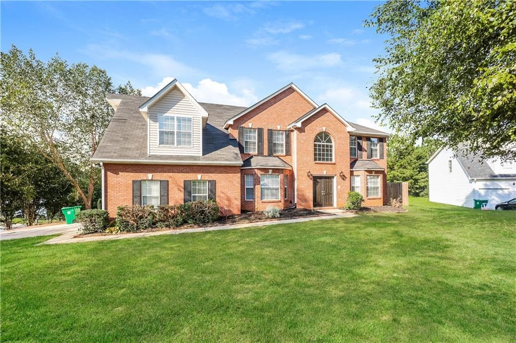 5 bedroom, 3 bathroom, 2,962 sq ft single family residence for rent at 5176 Round Table Drive, Ellenwood, GA 30294 for $2,640 a month — photo 1 of 14